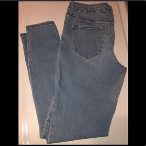 Mossimo light jeggings size 6/28R